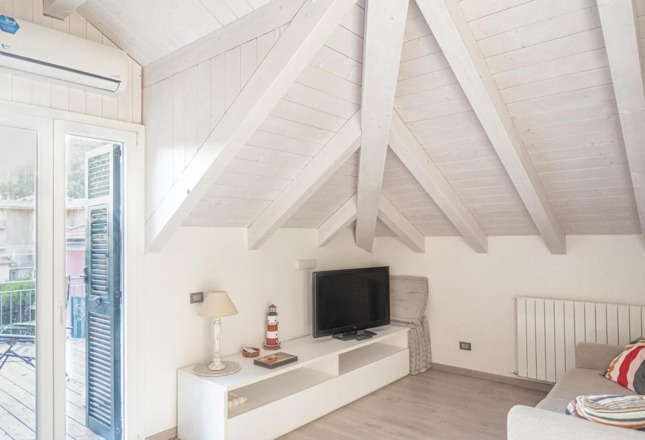 A Casa Di Oscar Apartment Дейва Марина Екстериор снимка