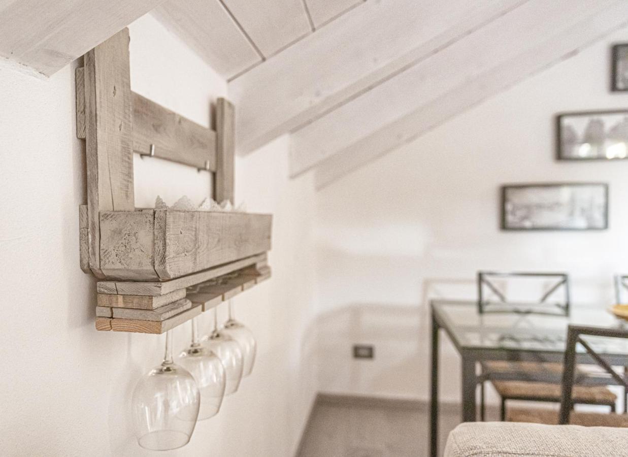 A Casa Di Oscar Apartment Дейва Марина Екстериор снимка