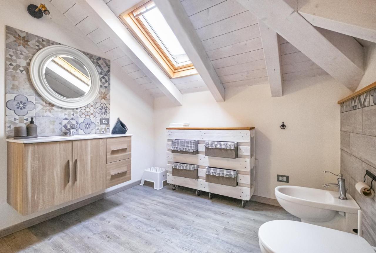 A Casa Di Oscar Apartment Дейва Марина Екстериор снимка