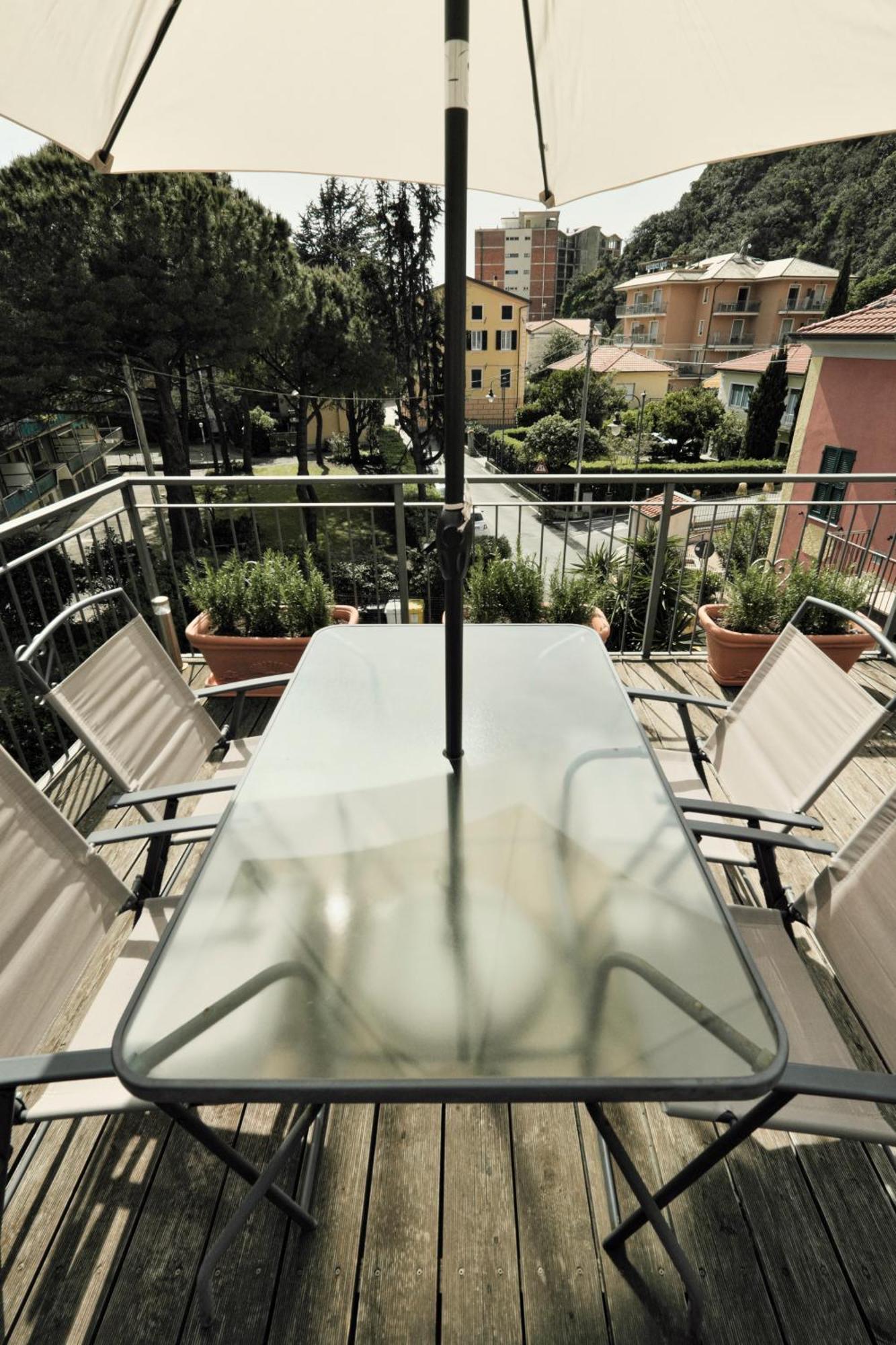 A Casa Di Oscar Apartment Дейва Марина Екстериор снимка